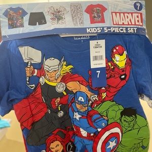 5 pc Marvel pajama set for boys. Size 7
